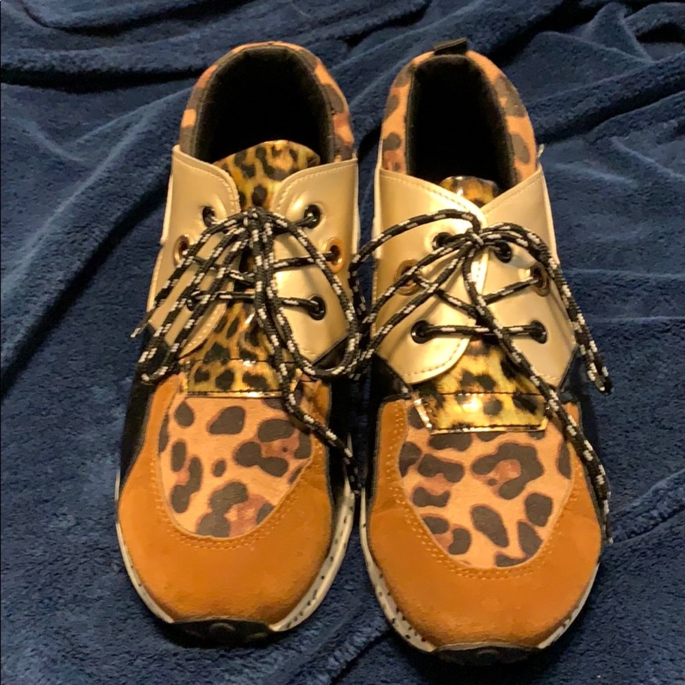 Multi Animal Print Boutique Athletic Shoes!  EUC